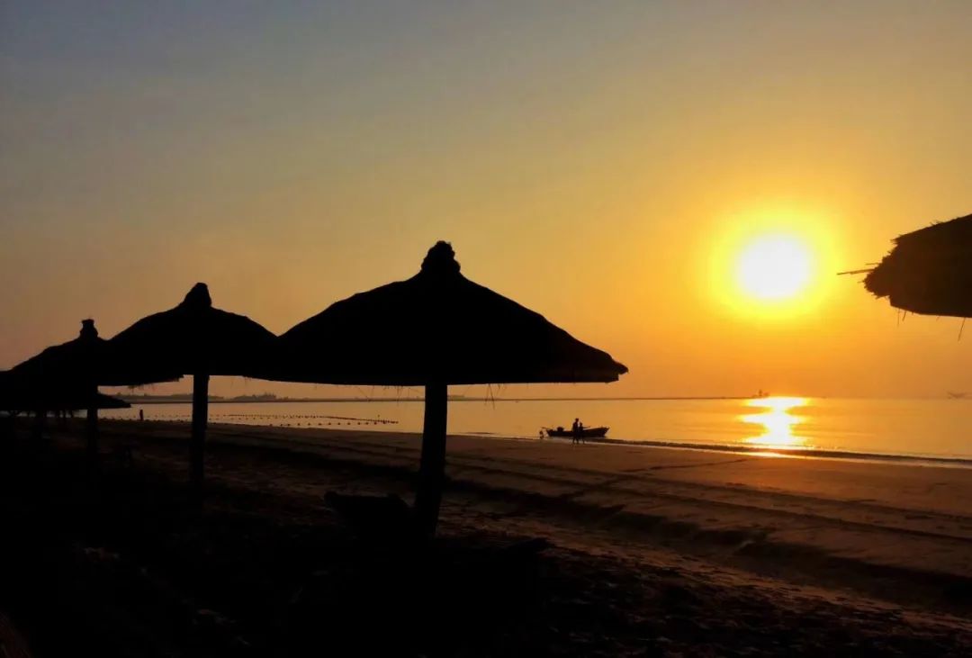 泡温泉爬山休闲的好去处,泡温泉沙雕