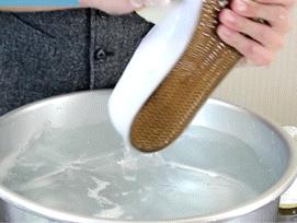 鞋脏了怎么才能去污渍,网面小白鞋脏了小妙招