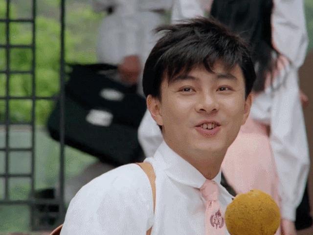 吴彦祖变脸苏大强照片,冻龄女神素颜成照妖镜