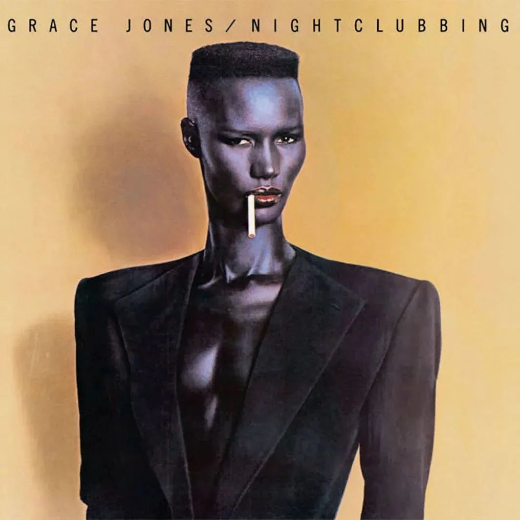 气质出众身材一流的超模时尚大片,超模angelalindvall走秀集锦