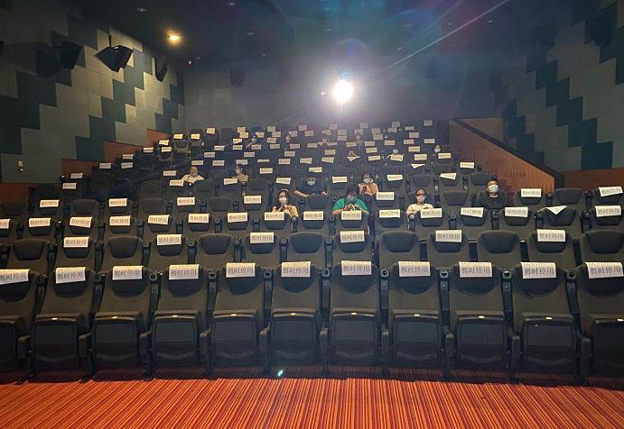 区内四家电影院全部开放，现场怎么样？一起去看看