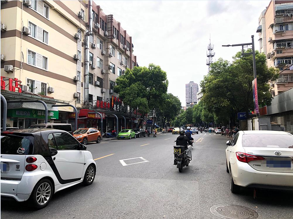 惊！南京三线“草小”成功逆袭，业主膨胀却不被认可，真相...