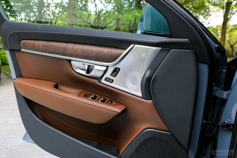 2020款全新沃尔沃s90试驾视频,顺应时代的改变