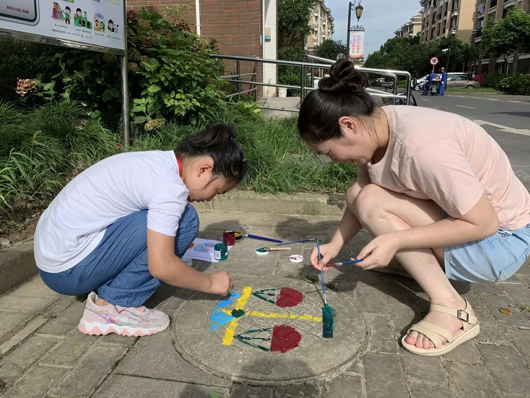 青少年暑假法制教育新闻报道,法制教育宣传周活动画画