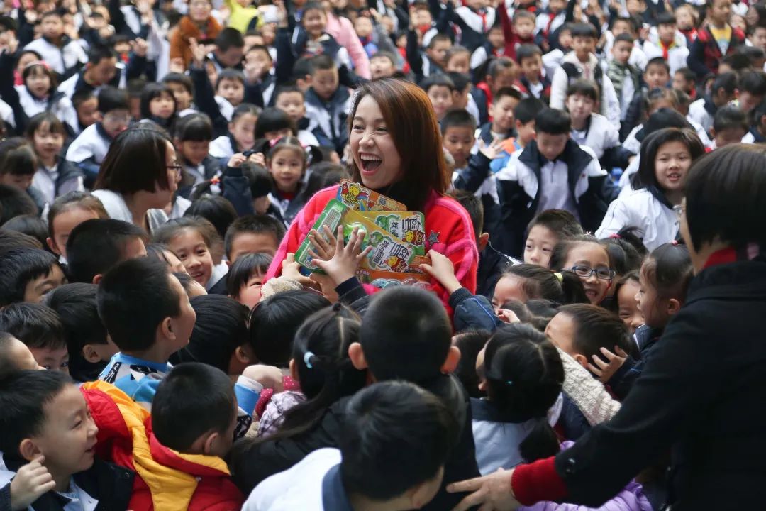 grt今日关注主持人,grt直播广东