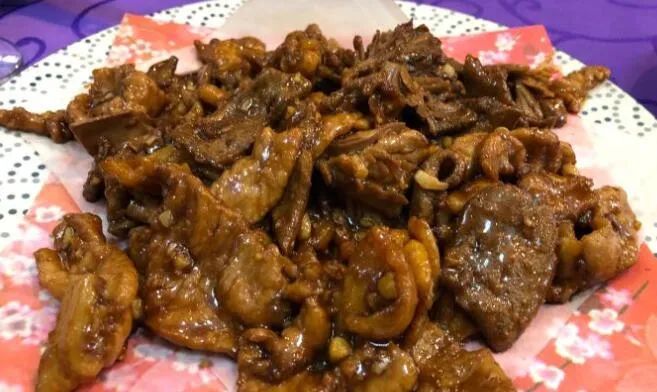 聚餐适合的菜品,小聚招牌炒鸡