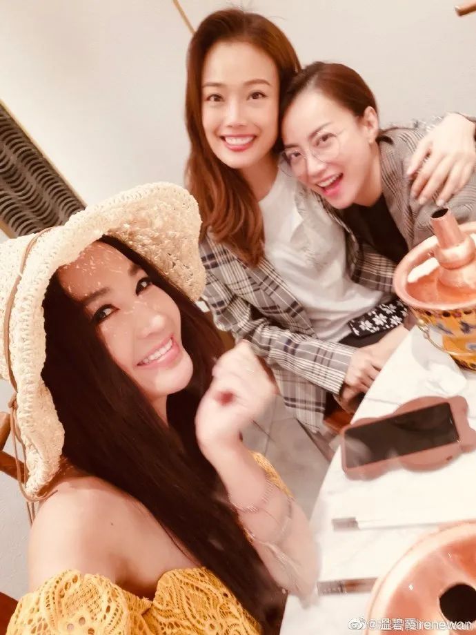 阿娇跌倒受伤,阿娇撞到额头