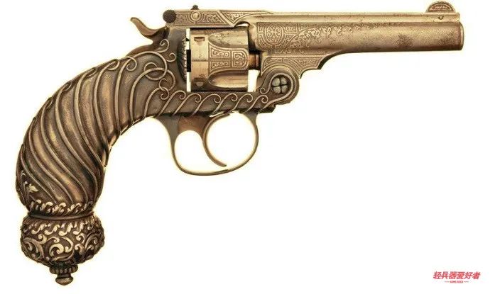 你还不知道？每个女生都想拥有的蒂芙尼，155年前就开始设计*器武**奢侈品了