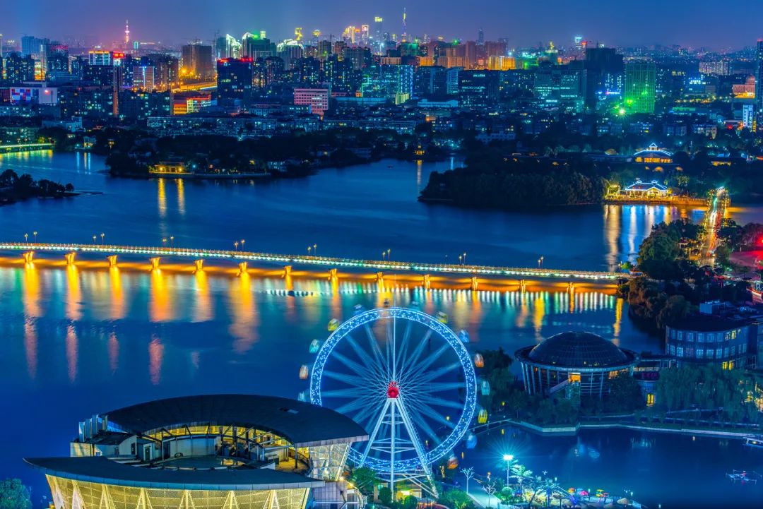 新南京人在哪买房,南京买房江宁好还是江北好