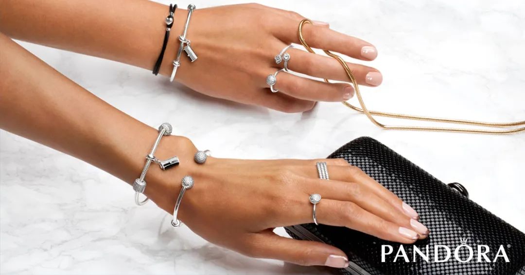 施华洛世奇停产项链,施华洛世奇将关店3000家