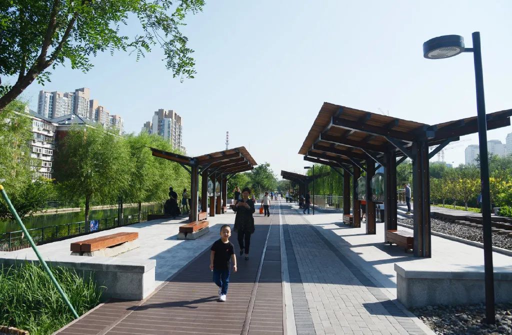 早读|上午试鸣防空警报！新公园开放！起亚工厂集体感染！