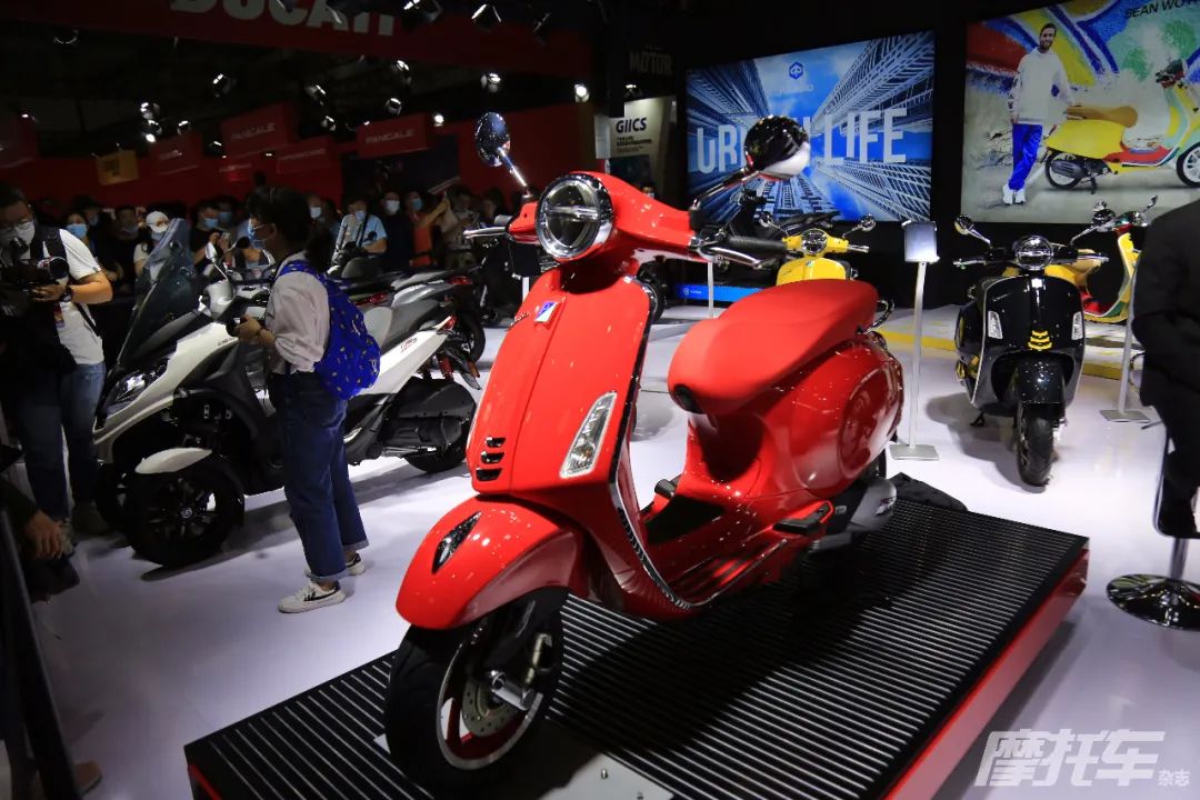 vespa重庆摩托车博览会新款发布,2021重庆摩博会vespa踏板