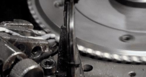 用小小的钉子做武器,钉子是怎么做出来