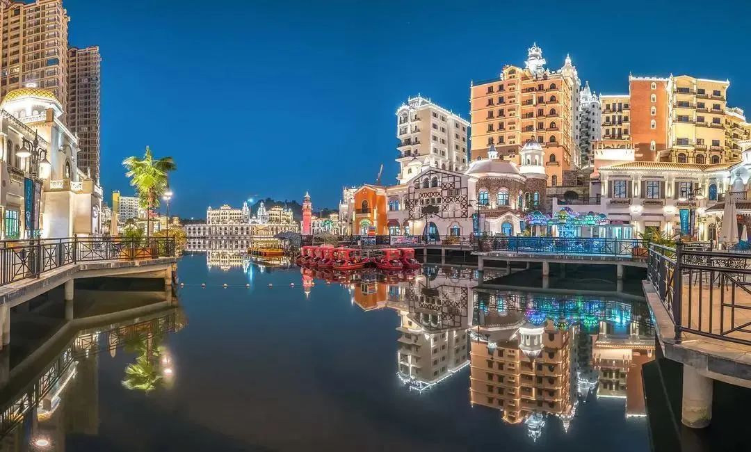 这座绝色山城，藏了一个烟火人间！