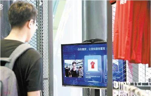 手机被偷被盗刷贷款,丢手机微信钱包被盗刷