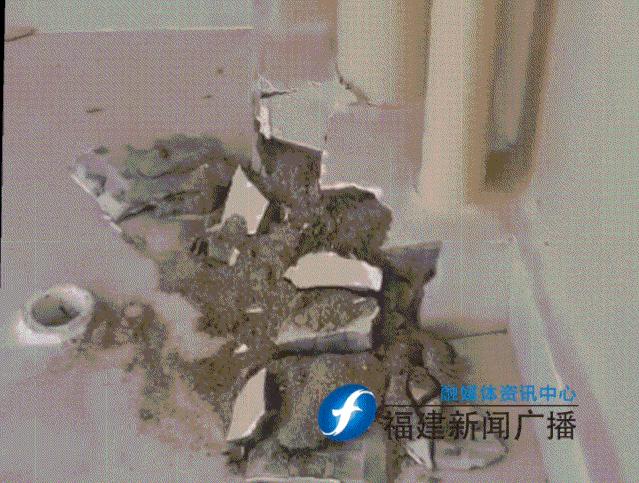 保利毛坯房交付刷踢脚线,保利交付的精装房要重新涂墙壁么