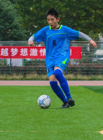 南阳青少年足球比赛,青少年足球影像展作品