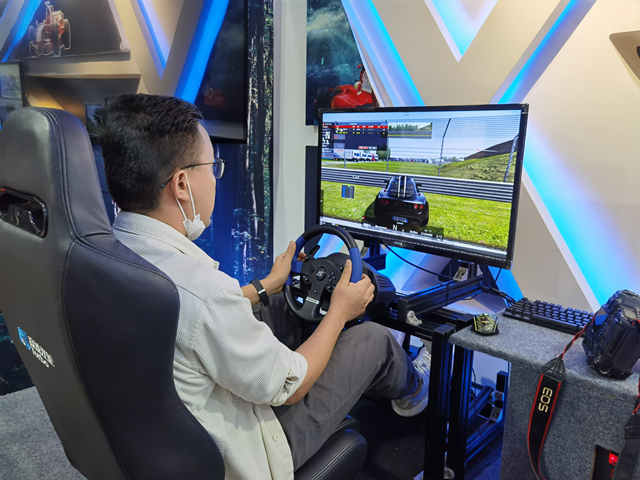 市体育局举办全民健身线上运动会,体育局开展健身设施进社区活动