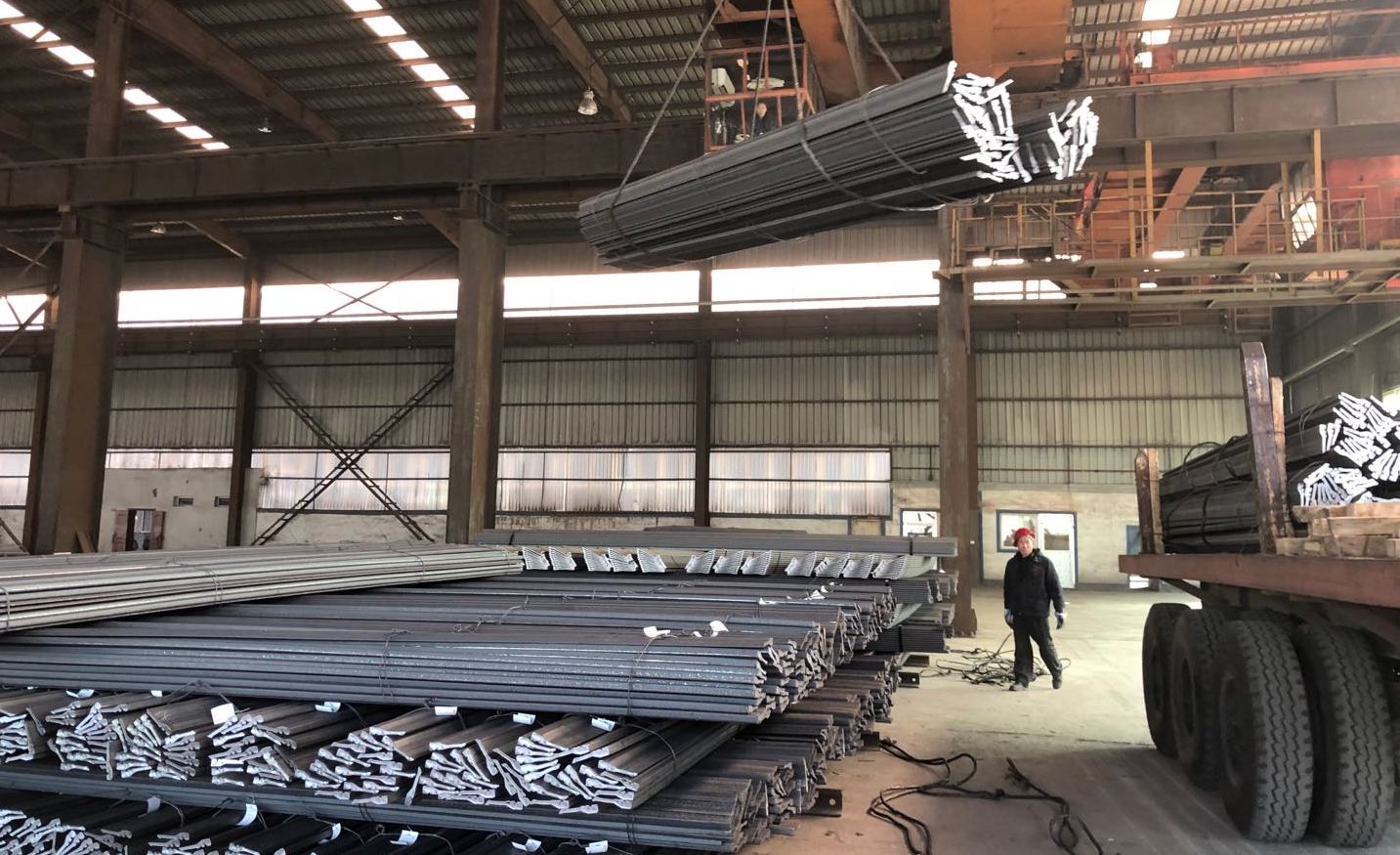 闉嶅北琛′笟姹借溅鏂版潗鑲′唤鏈夐檺鍏徃,闉嶅北琛′笟姹借溅鏂版潗