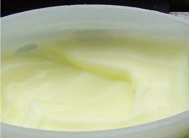 唇膏选不对有致癌风险,唇膏致癌真假