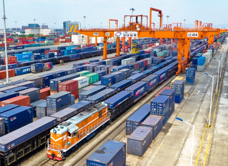 防疫物资运输超1700吨,防疫物资运输超过1700吨