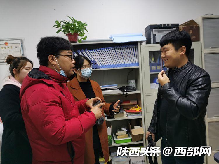 突出富民导向带动群众多渠道增收,提质增效保证贫困户稳定增收