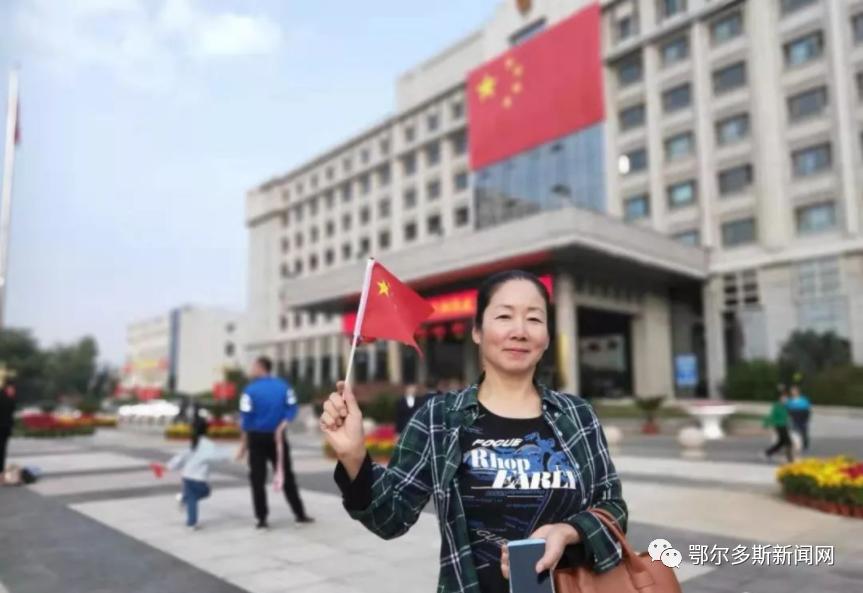 春饼怎么做又软又薄视频,春饼的做法和面技巧