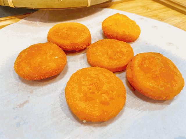 卢氏汉釜宫：海鲜、烤肉、小吃...通通不限量！豪横自助来啦！39.9元购汉釜宫单人自助餐，海鲜、烧烤、牛排、甜点...都是你的！