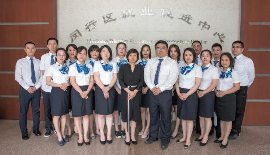 这些受表彰的集体和个人你认识吗,上海有谁受到表彰了