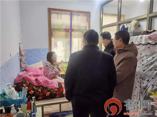 淄博六中“90后”班主任王新蕾：坐着轮椅守护学生