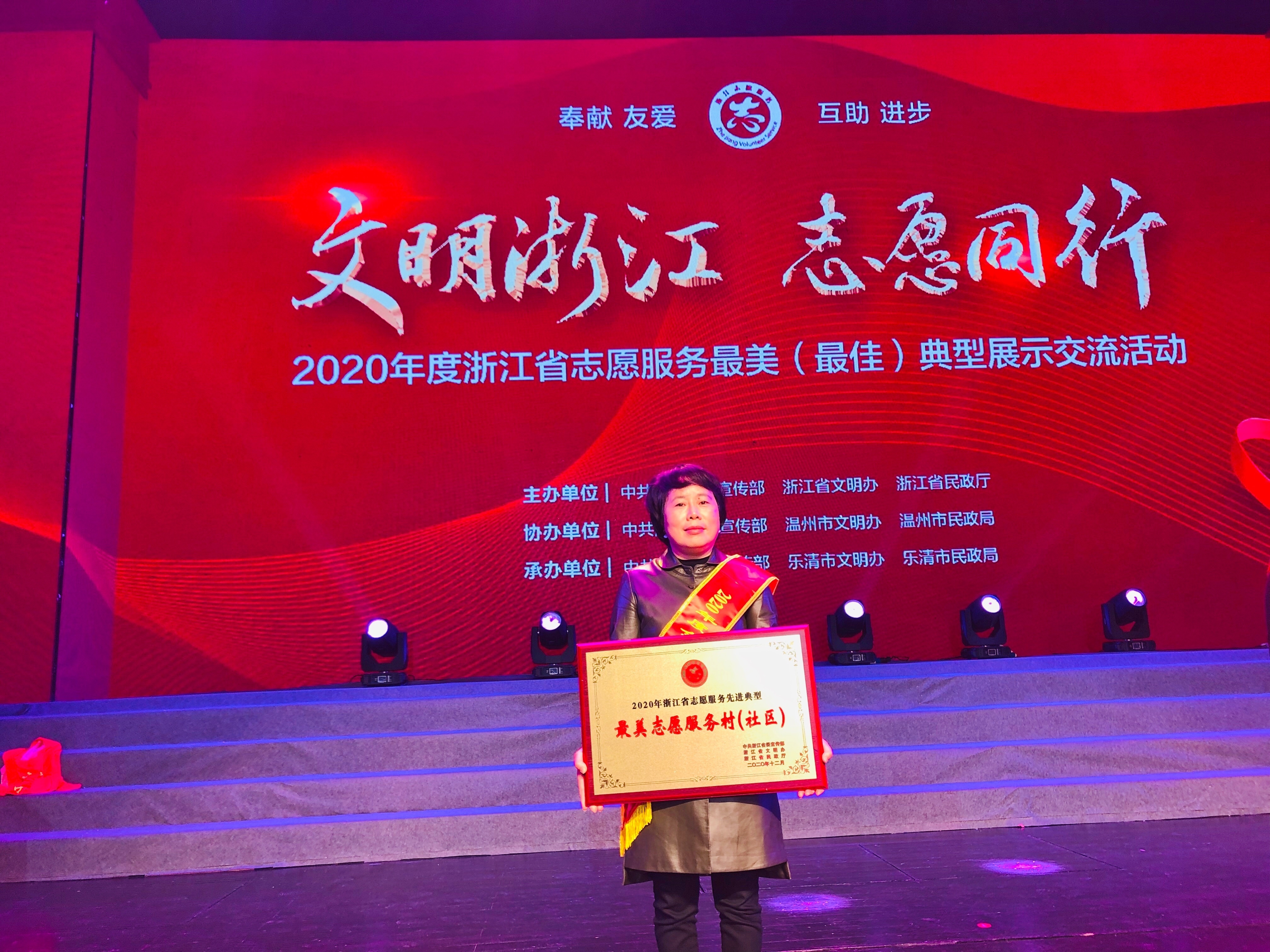 灏忓皬缃戞牸澶ц兘閲忔湇鍔＄兢浼楁樉鎷呭綋,灏忕綉鏍兼挰鍔ㄦ皯鐢熶簨涓氬ぇ鏈嶅姟