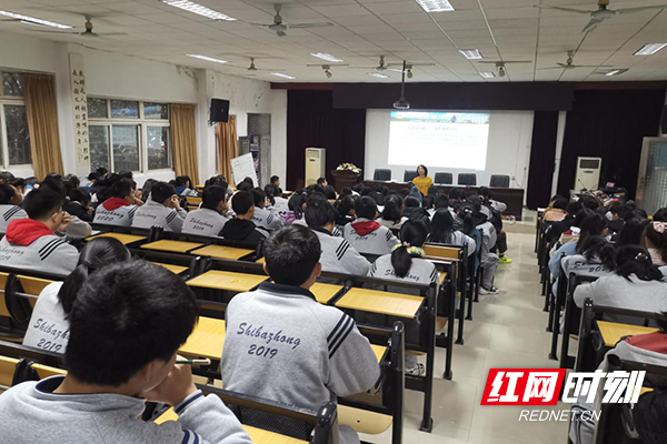 株洲市七中开展劳动德育课程,株洲市七中开展劳动德育教学