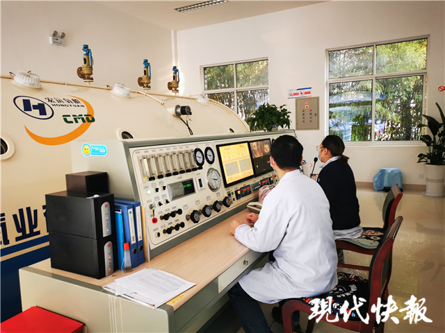 夫妻在家烧烤致中毒获救,蜂窝煤炉烤红薯的危害