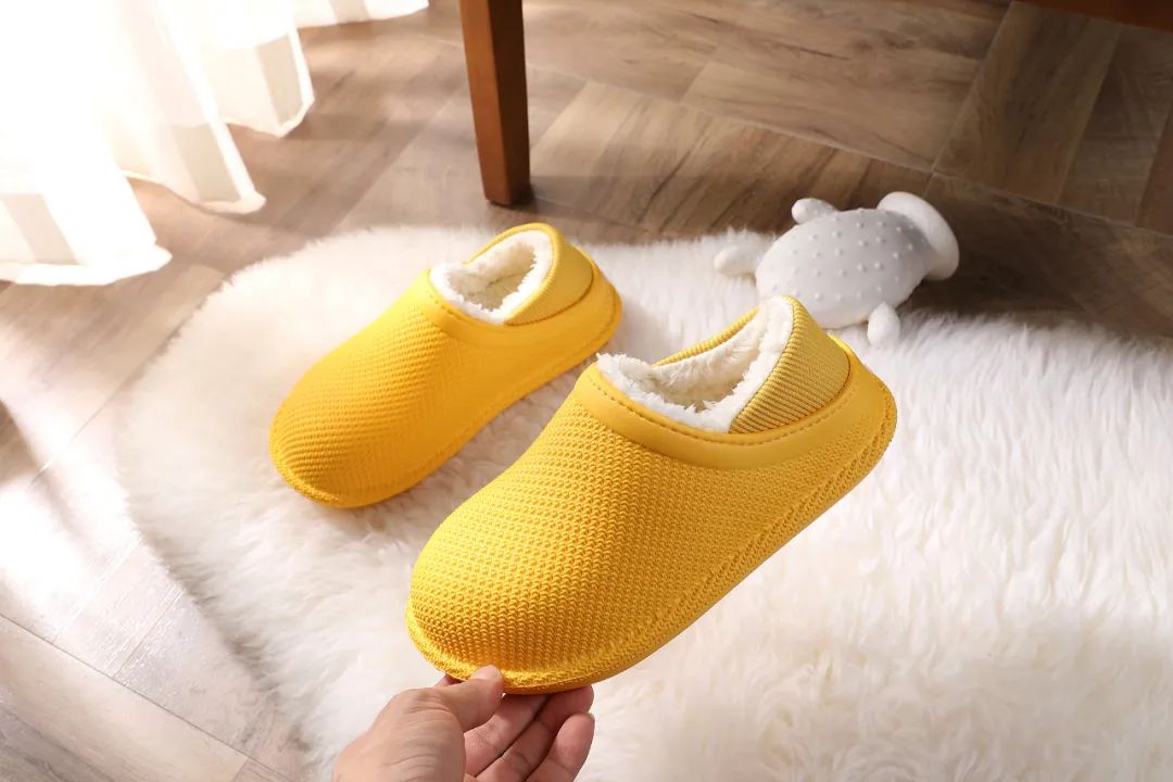 穿着舒服加绒防雨鞋,冬季慵懒风鞋防水