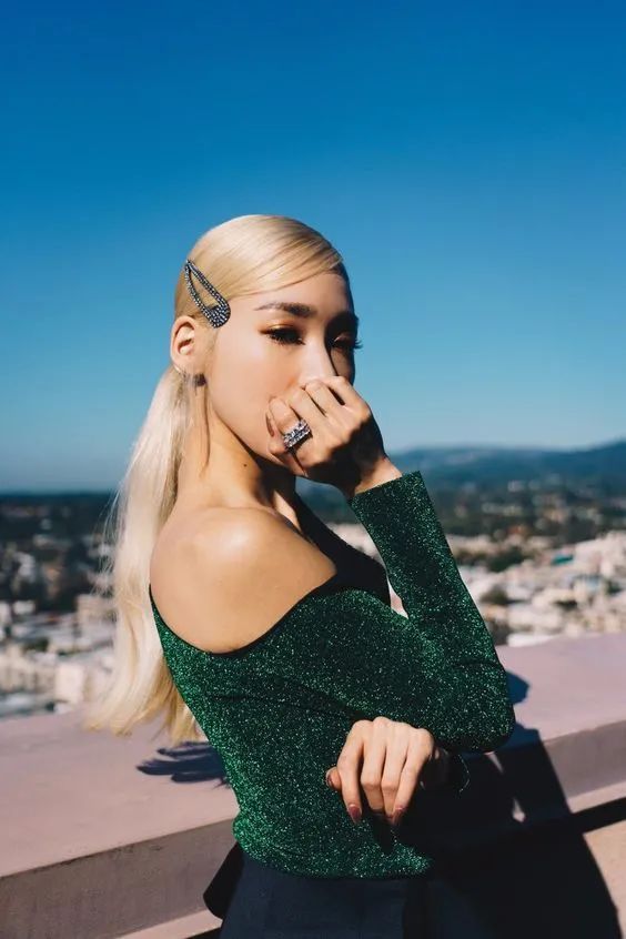 钻石美貌,欧化了TiffanyYoung真像韩艺瑟和徐睿知的合体