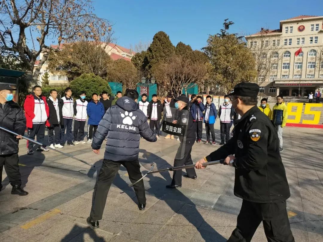 派出所举行第二次警察节活动,中国人民警察大学110警察节