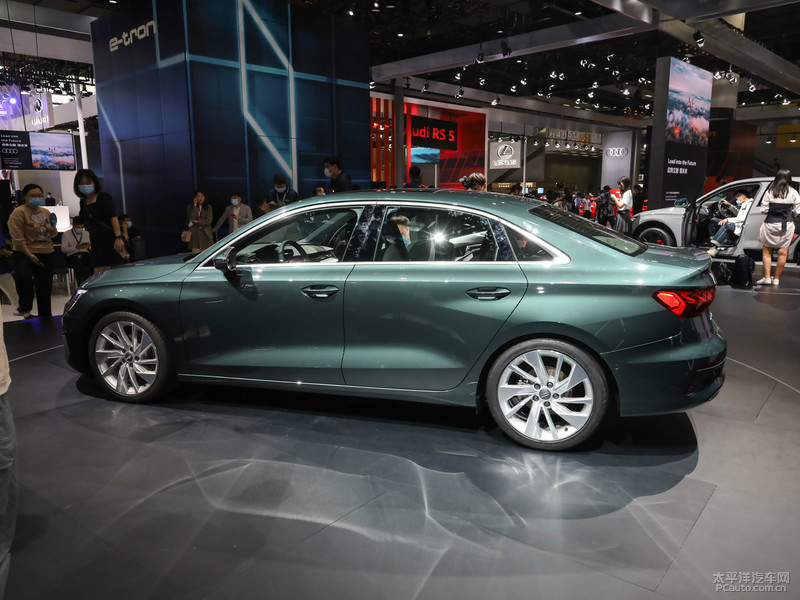 奥迪a3谁会买,奥迪a3l对比宝马1系