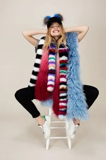 轻奢皮草大衣,高端轻奢皮草大衣