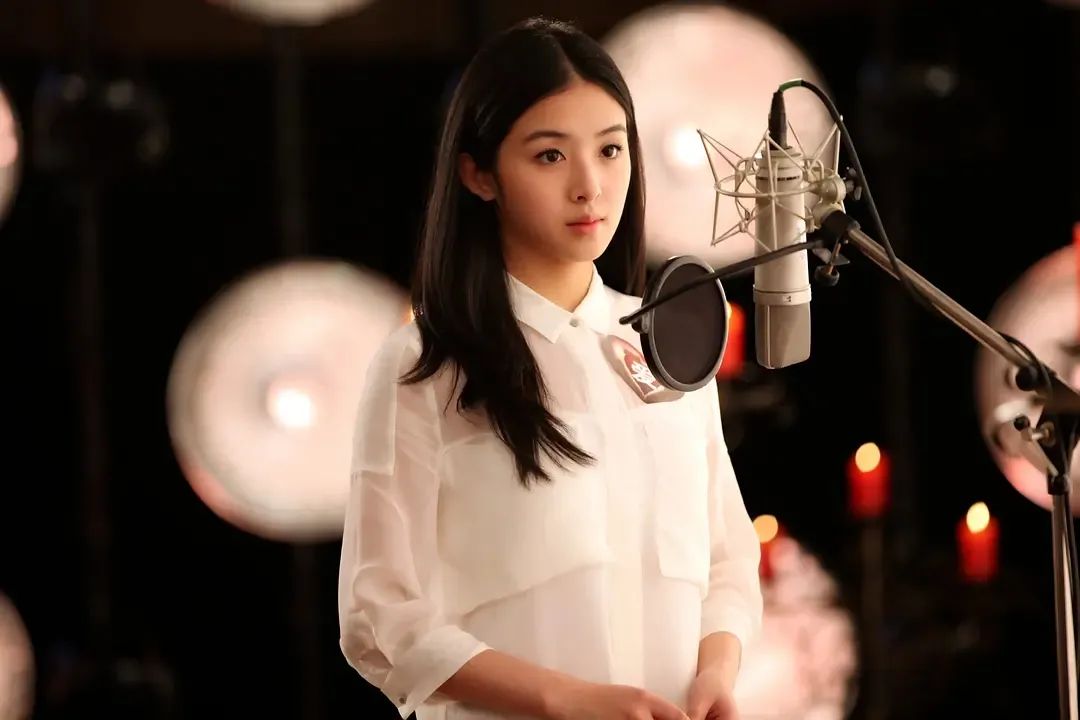 从顶流主持到无人问津,从顶流跌落到低谷