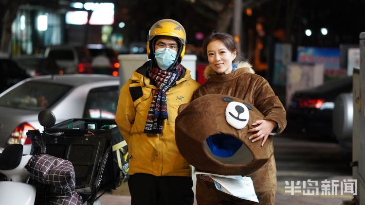 半岛聚焦丨今天我是你：女记者变身美人鱼，“变美”并不容易