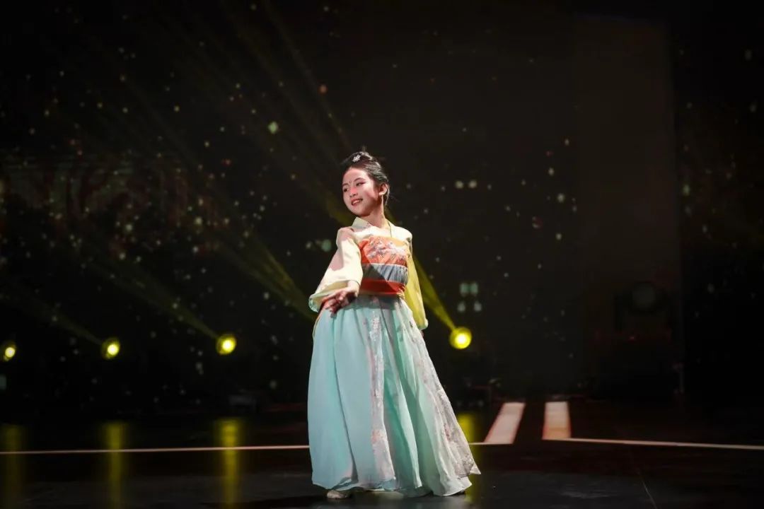 跳舞吧少年里面有哪些小孩,跳舞吧少年舞技在线时刻合集