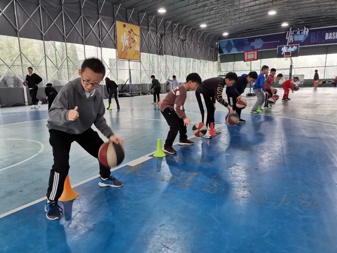 关爱留守儿童把爱带回家,把爱带回家2022寒假儿童关爱服务