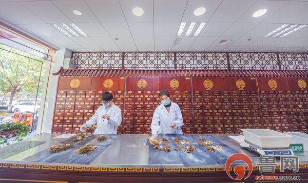 发挥中医药特色助力健康中国,医养结合为健康中国助力