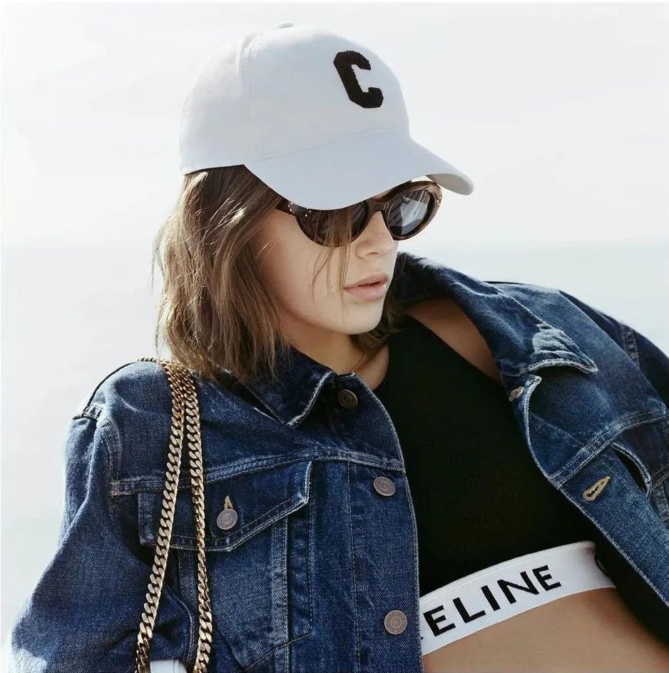 这件单品玩转所有秋季穿搭,这几件单品让穿衣更时髦