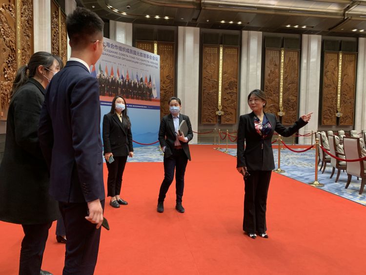 第一风口|V型反弹的旅游业背后：旅游目的地城市排位赛下半场，青岛如何*局破**