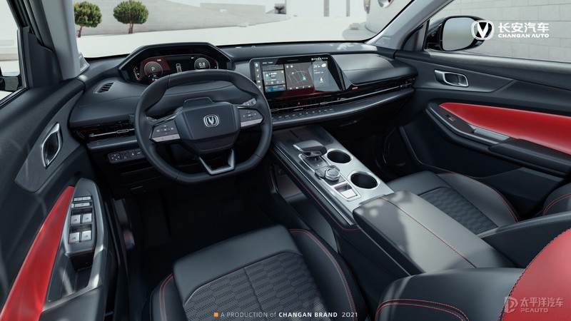 新款起亚嘉华实车曝光,2022丰田皇冠陆放豪华版图片