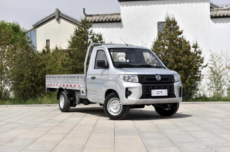东风小康C71/C72微卡到店功能配置多方位升级