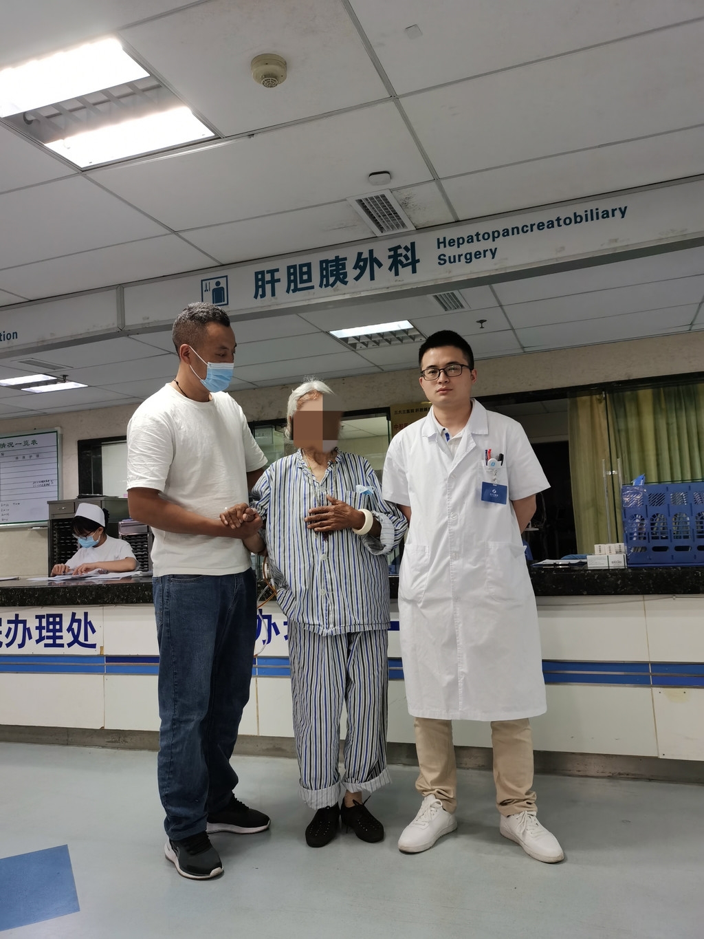 高龄胆管炎治疗,93岁老人胆管结石手术要命