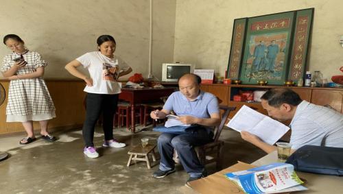 甘将热血洒春秋完整版,甘将热血洒南疆图