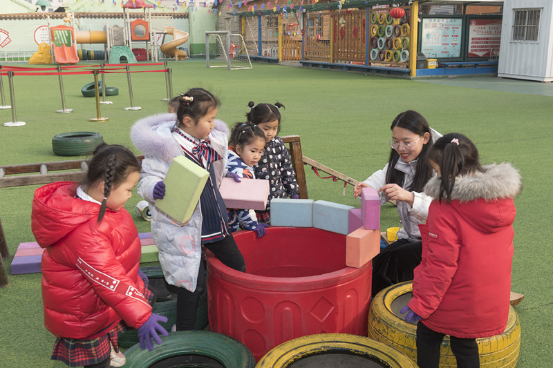 砥砺前行奠基未来学前教育心得,砥砺奋进60载同心筑梦向未来